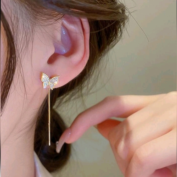 Jewelry - NEW Gold Plated Butterfly Diamond Threader Earrings